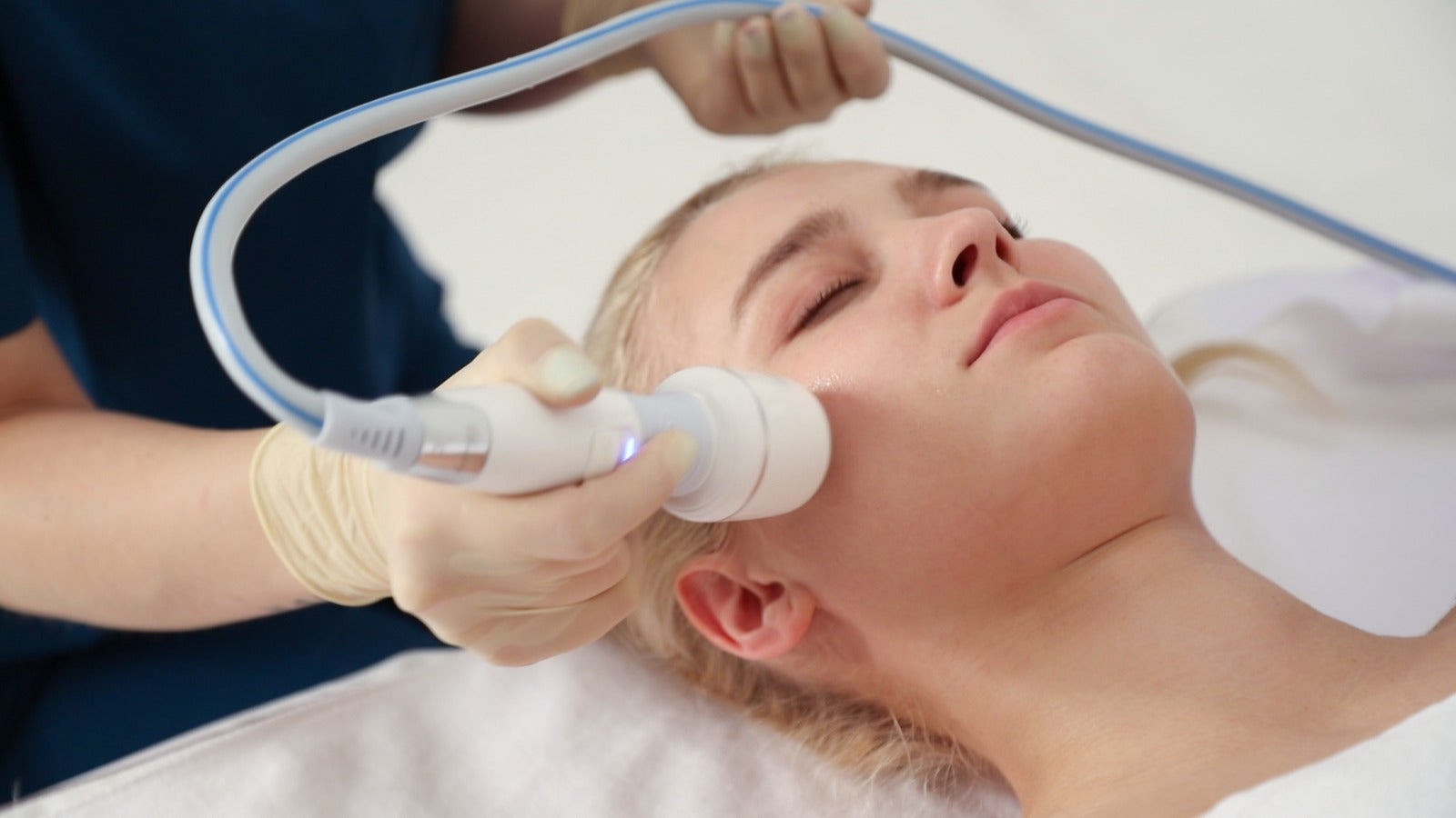 Hydra Microdermabrasion Facial Equipment  for skin care - 9 in 1 - Tulipa Hair & Beauty 